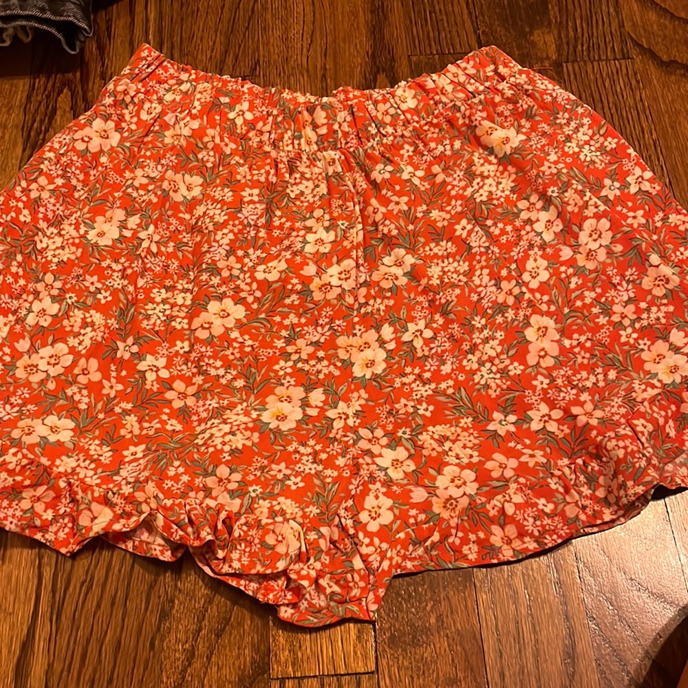 abercrombie flowy floral shorts